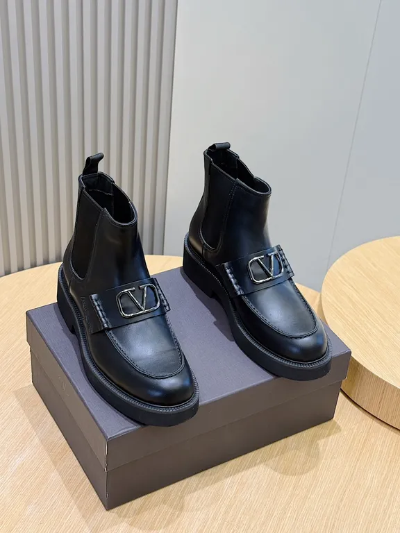 Valentino Shoe 